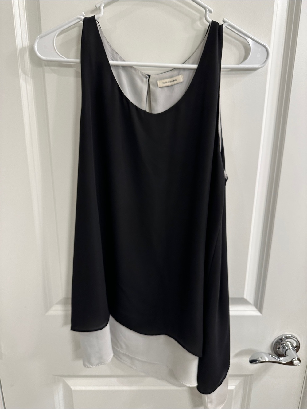 Max Studio Asymmetrical Black and White Layered Sleeveless Top - women’s medium